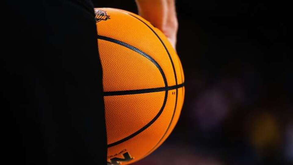 Caitlin Clark and the importance of the supporting cast.