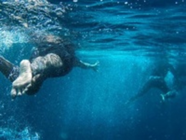Young man saves 10-year old girl from drowning